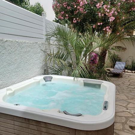 Appartement Avec Jardin Et Spa Valras-Plage Exteriör bild